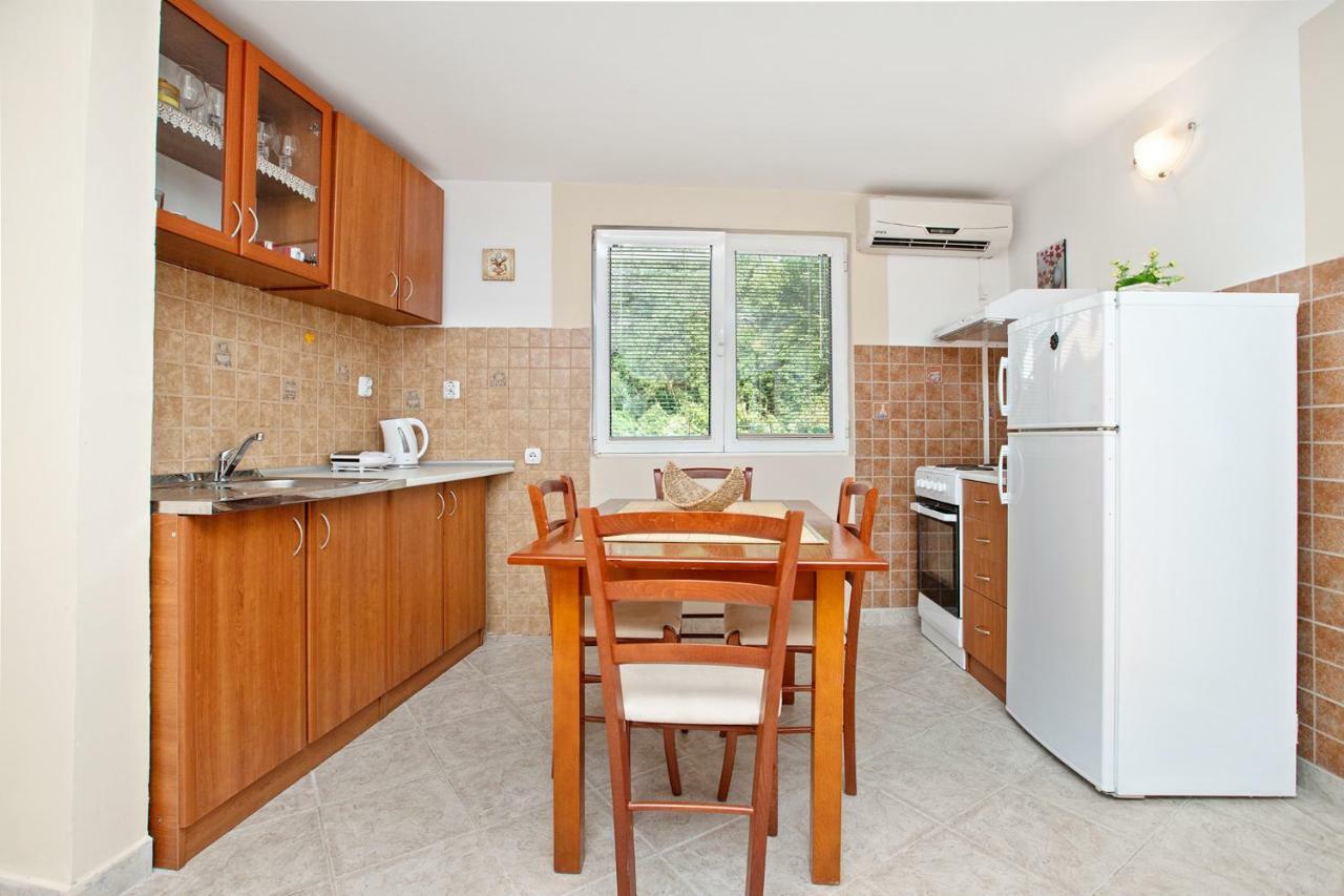 Apartments Villa Popovic كوتور المظهر الخارجي الصورة
