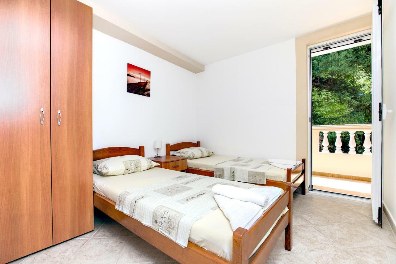 Apartments Villa Popovic كوتور المظهر الخارجي الصورة