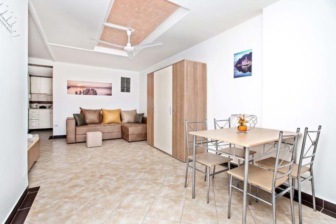 Apartments Villa Popovic كوتور المظهر الخارجي الصورة